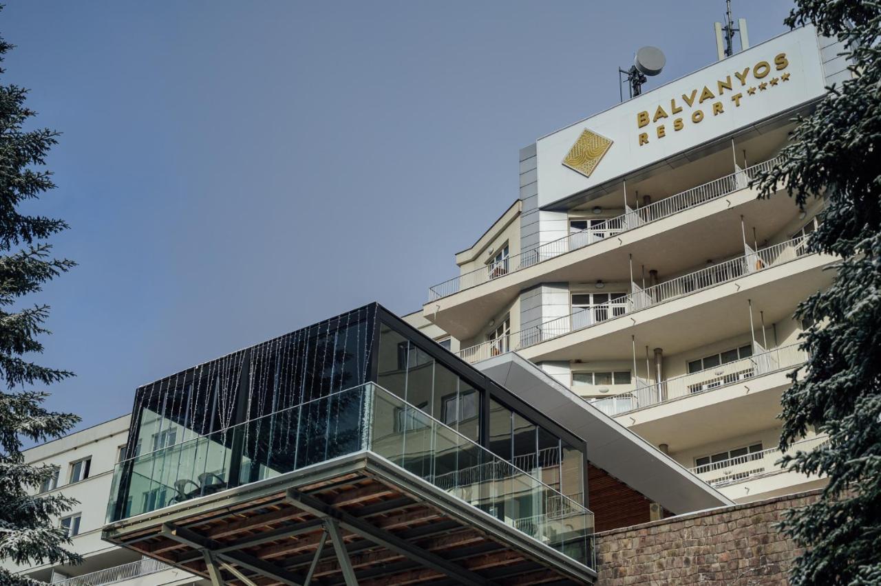 Balvanyos Resort - Peakture Hotel & Grand Hotel Balvanyos Bagian luar foto