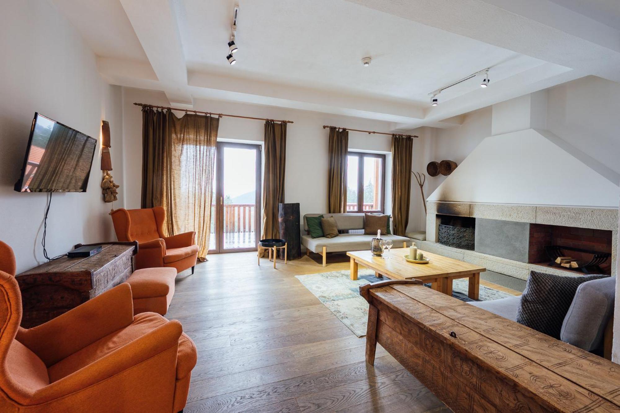 Balvanyos Resort - Peakture Hotel & Grand Hotel Balvanyos Bagian luar foto